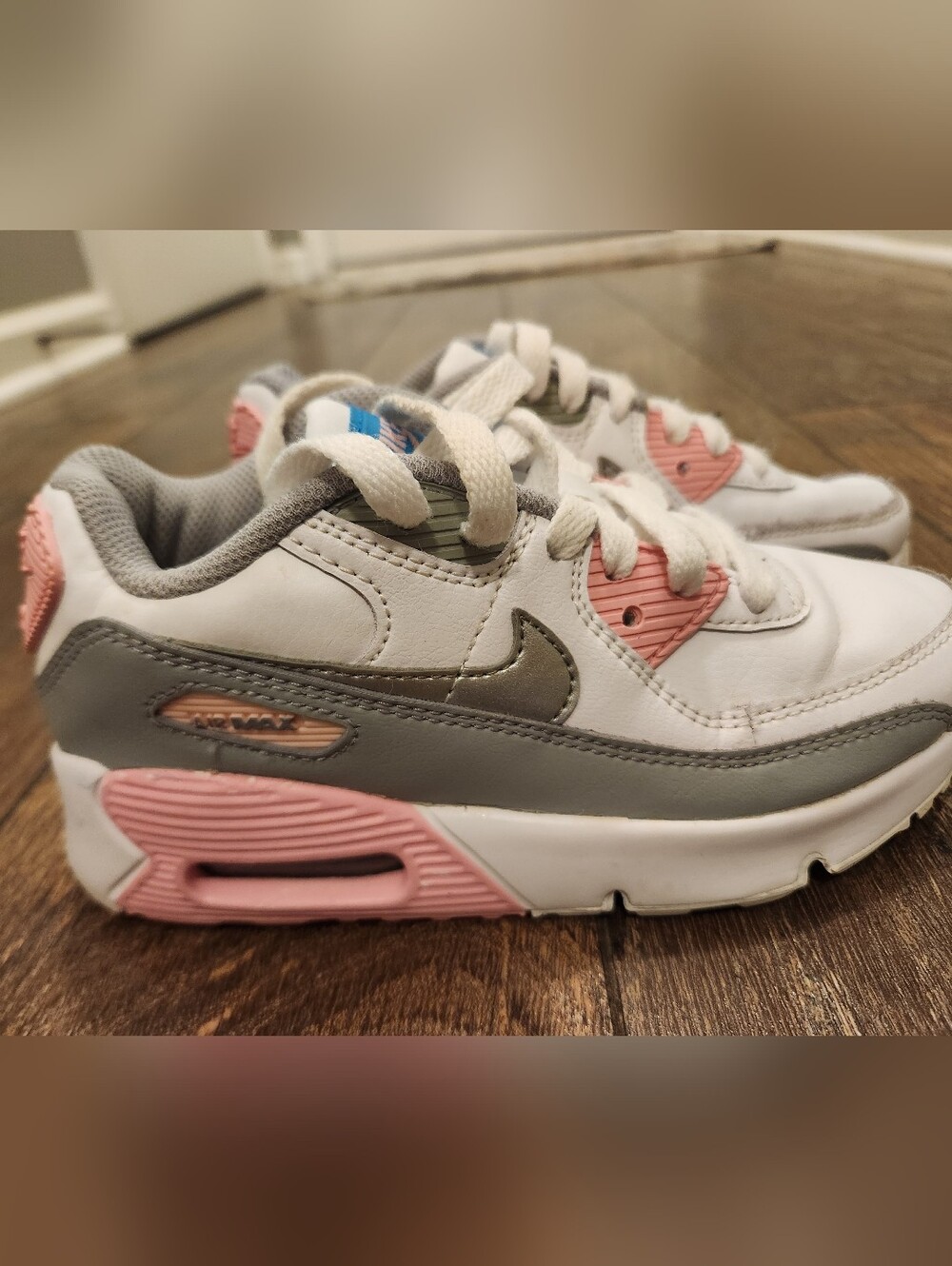 Kids Nike AirMax Sneakers